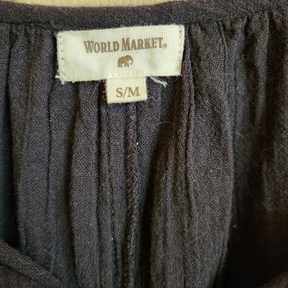 World Market floral embroidered sleeves Spanish  Boho blouse - Picture 3 of 8